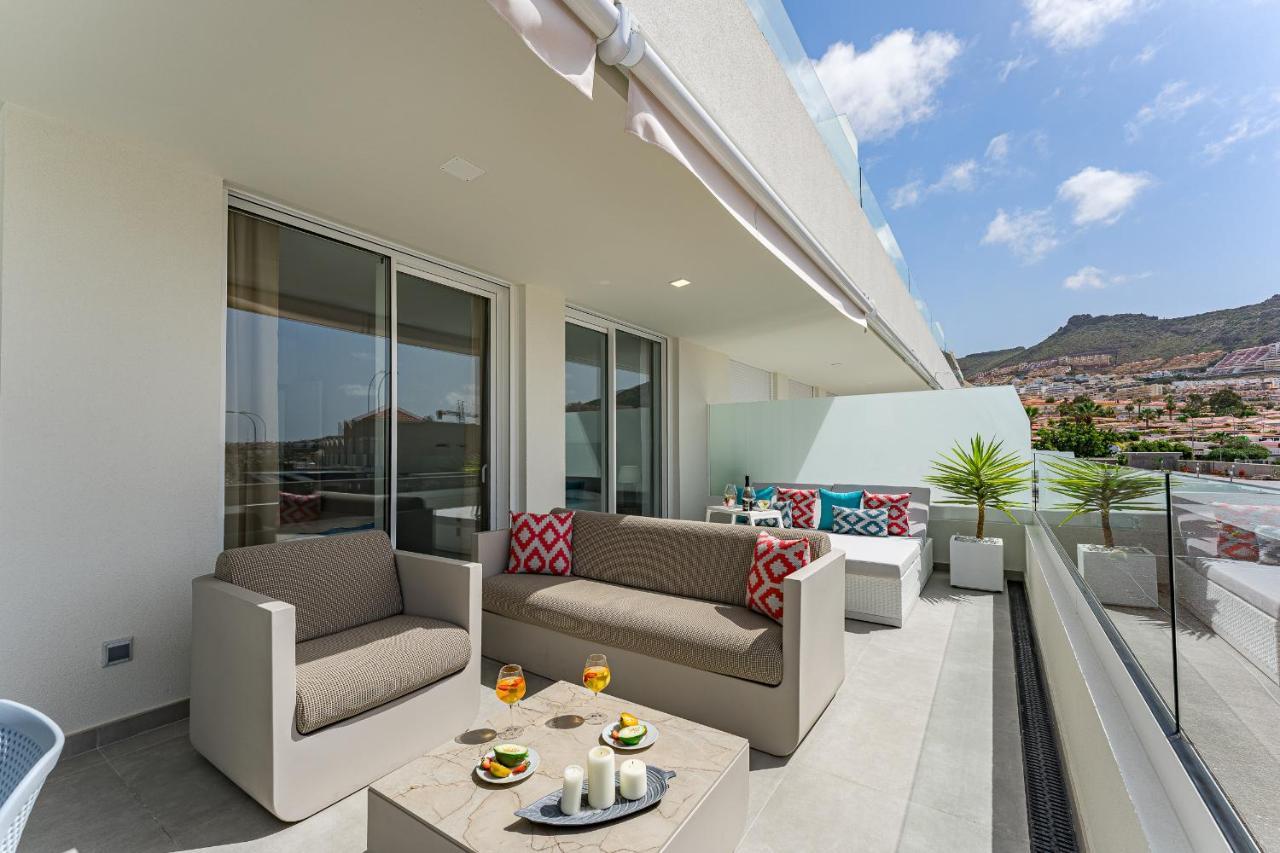 Modern New Apartment Las Terrazas De Costa Adeje. Heated Pool, Big Terrace And Private Parking Exteriör bild