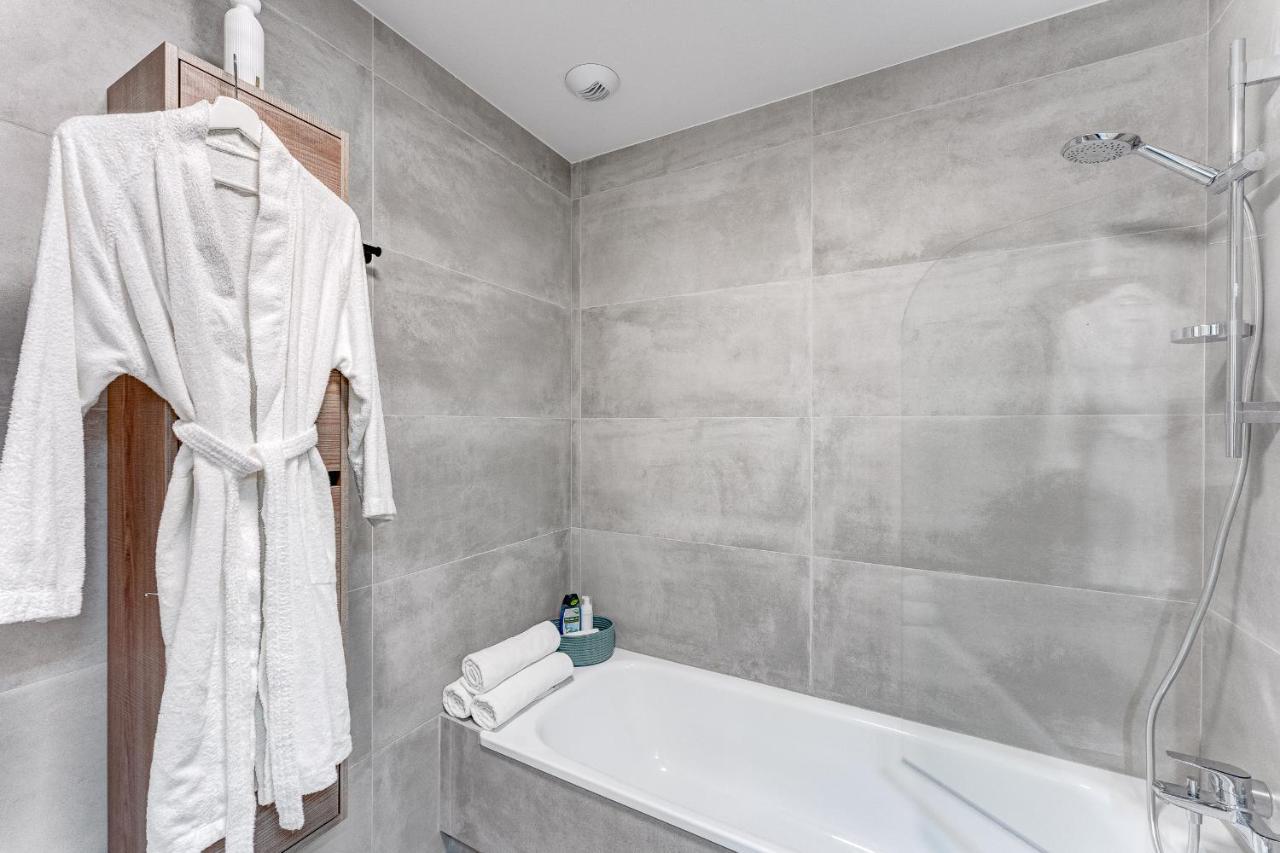 Modern New Apartment Las Terrazas De Costa Adeje. Heated Pool, Big Terrace And Private Parking Exteriör bild
