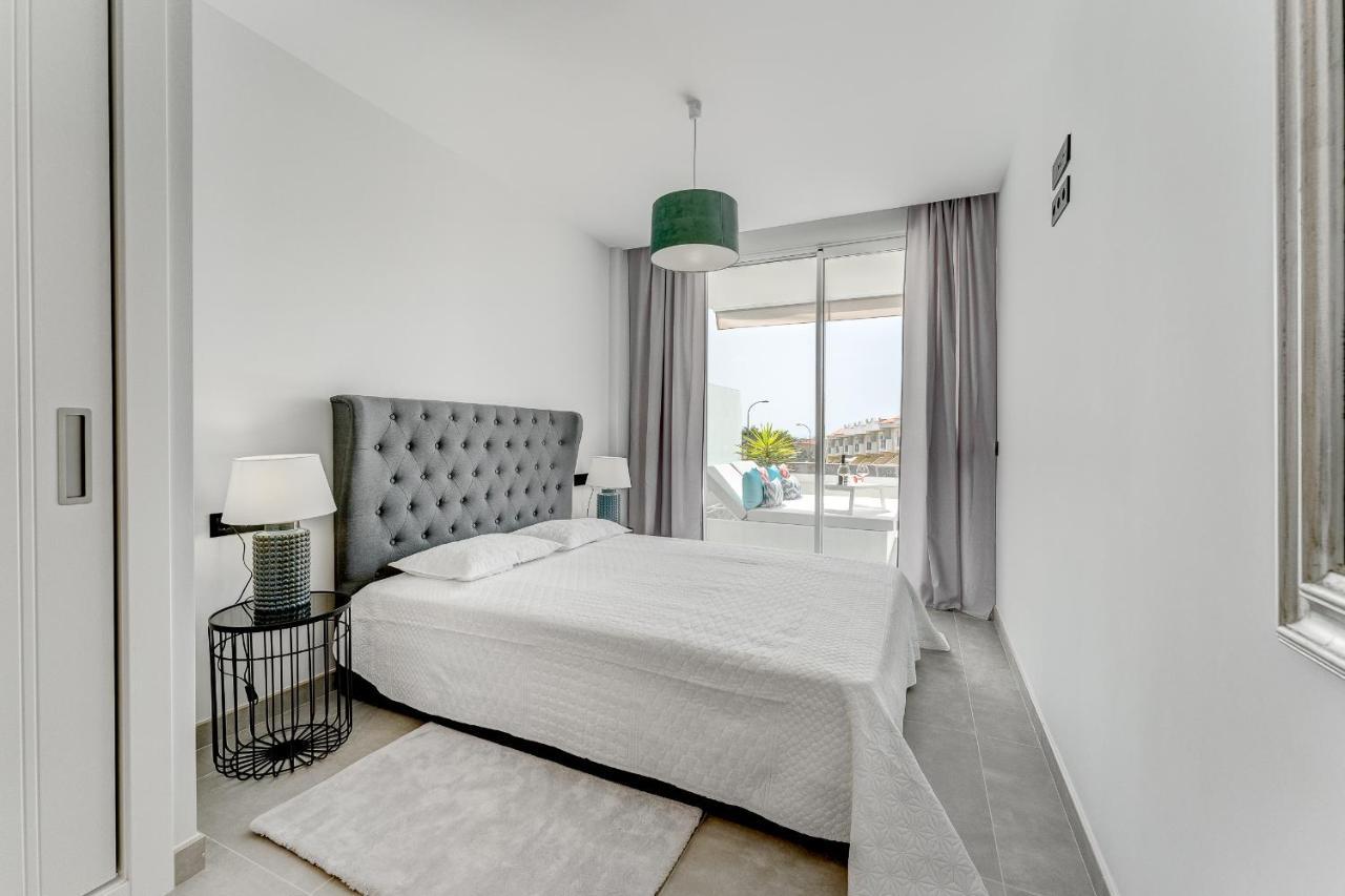 Modern New Apartment Las Terrazas De Costa Adeje. Heated Pool, Big Terrace And Private Parking Exteriör bild