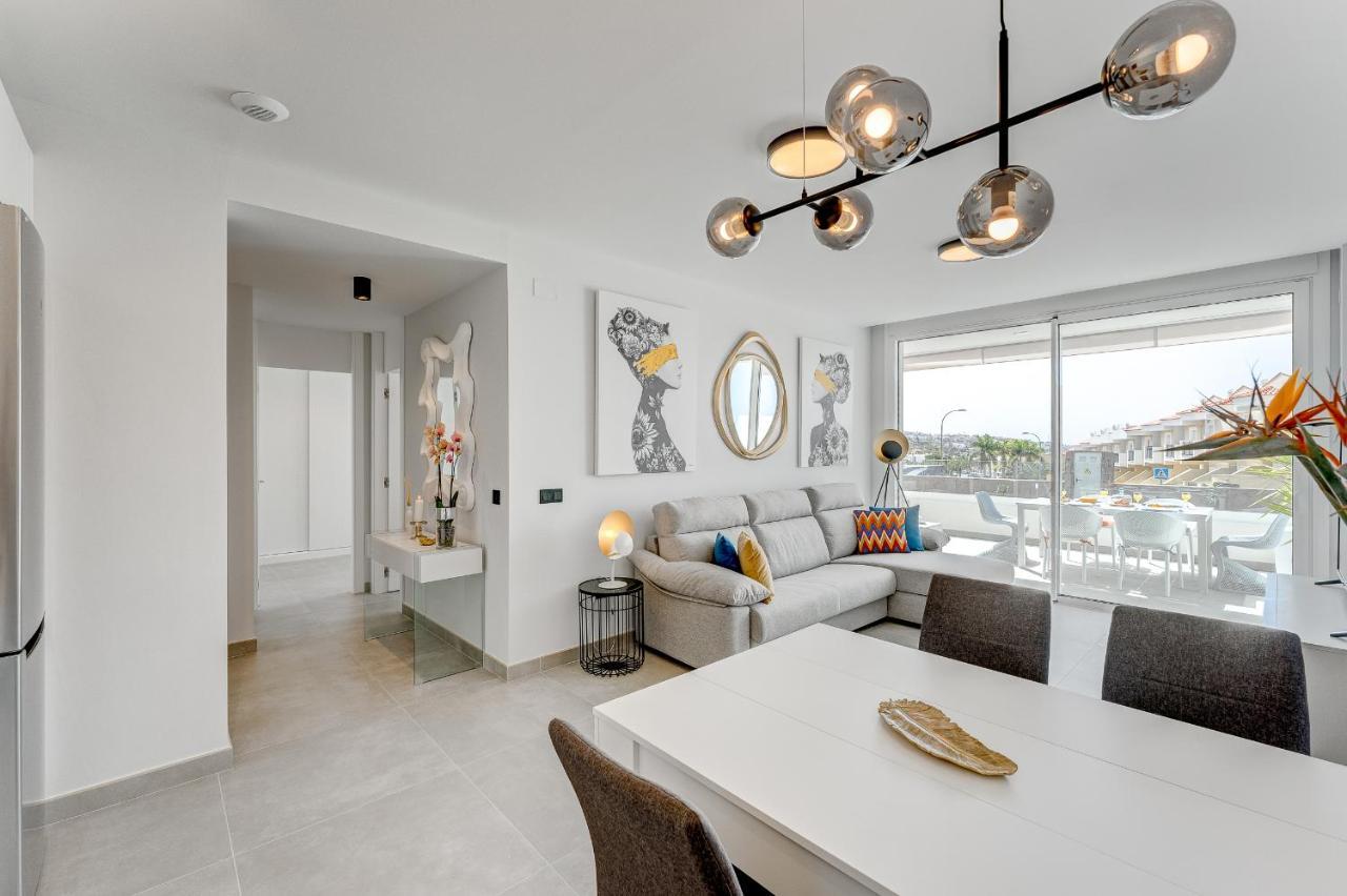 Modern New Apartment Las Terrazas De Costa Adeje. Heated Pool, Big Terrace And Private Parking Exteriör bild