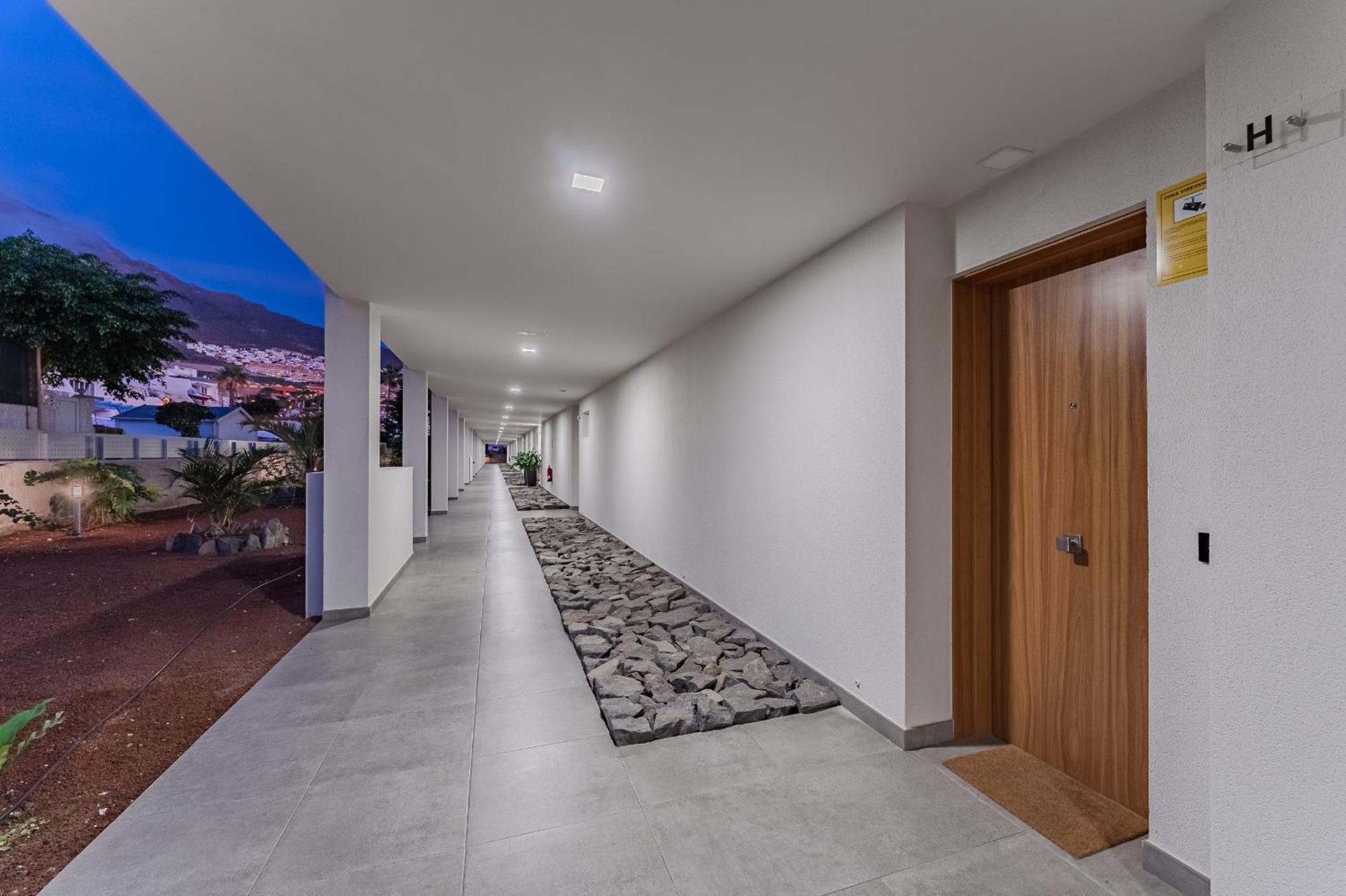 Modern New Apartment Las Terrazas De Costa Adeje. Heated Pool, Big Terrace And Private Parking Exteriör bild